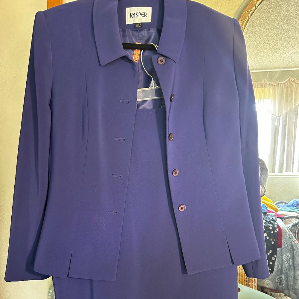 EUC Large Blue Kasper Skirt Suit
